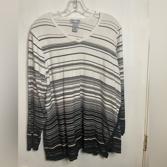 CATHERINES - Women's 2X - Cream Gray Gold V-Neck Sweater - EUC - Picture 2 of 6